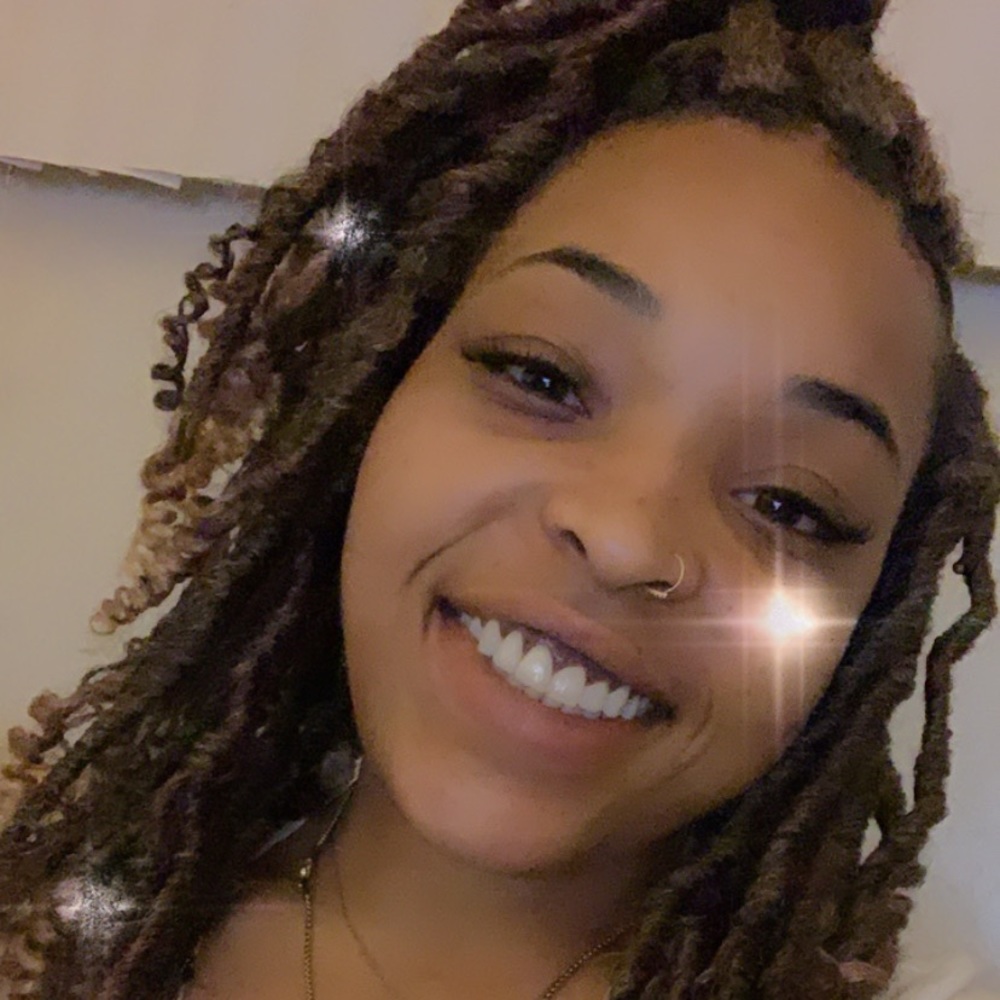 Meet your Posher, Brittani